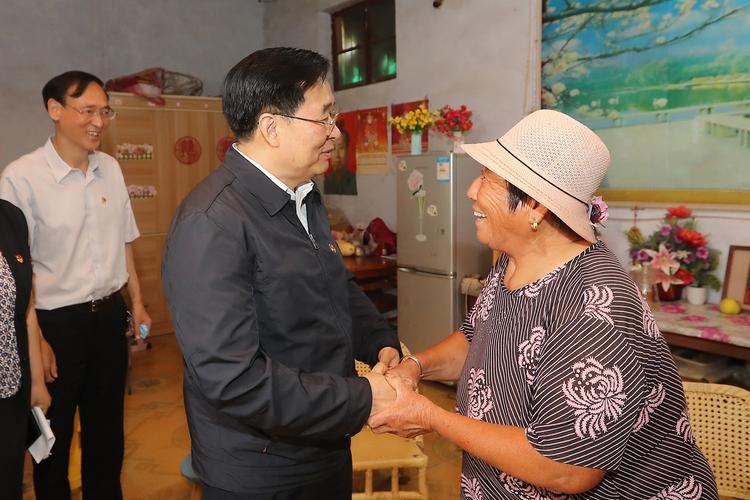 新增疫情关注封丘县:封丘县新任书记最新动态
